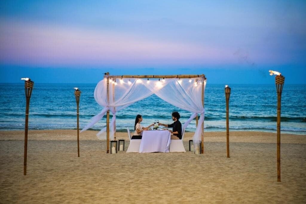 Картинка Wyndham Hoi An Royal Beachfront Resort & Villas 5*