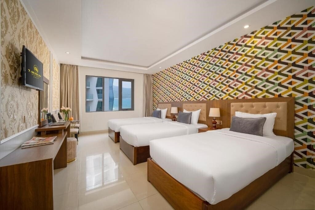 Seven Sea Hotel 4* суреті