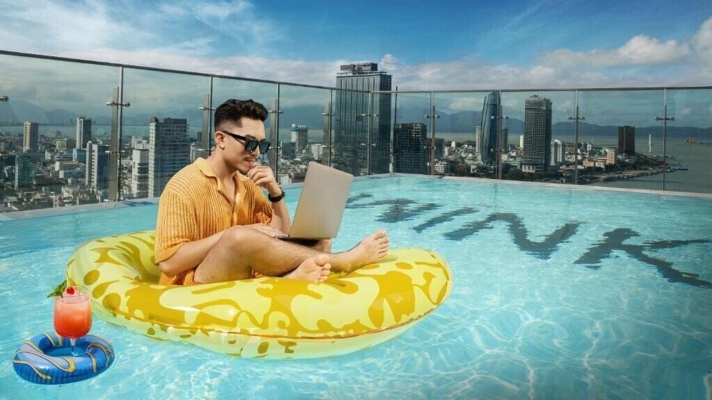 Wink Icon Hotel Danang Riverside 5* фотосуреті