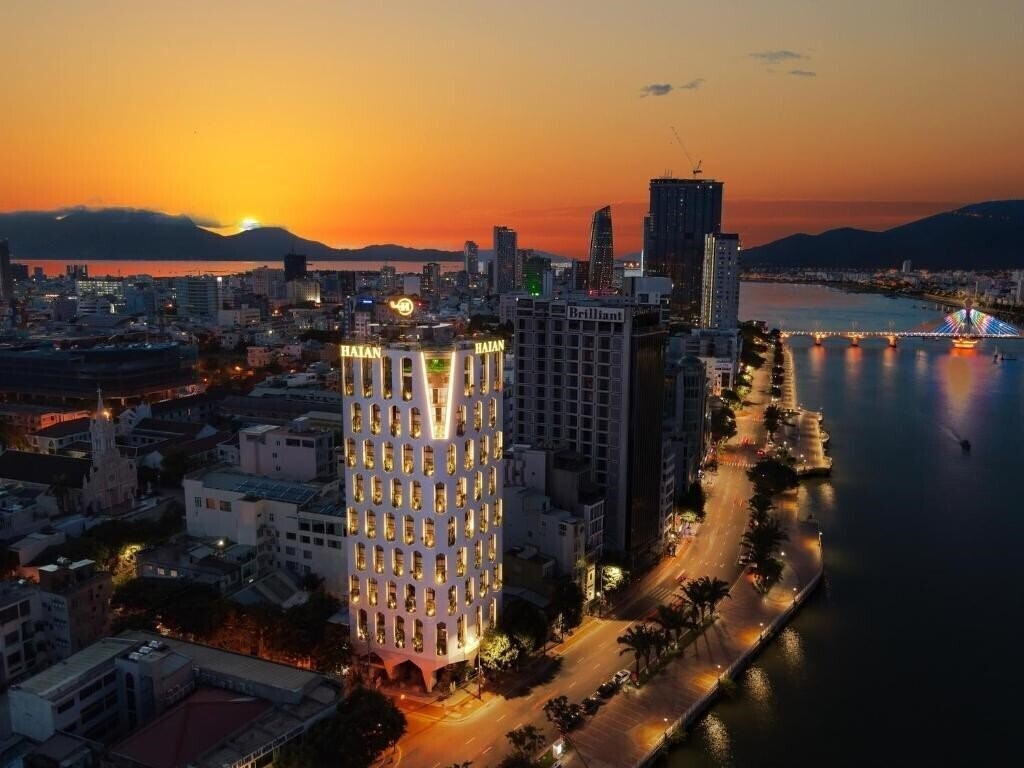 Haian Riverfront Hotel 4* қонақ үйі
