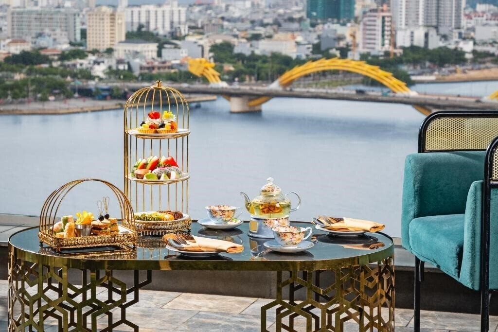 Haian Riverfront Hotel 4* фотосуреті