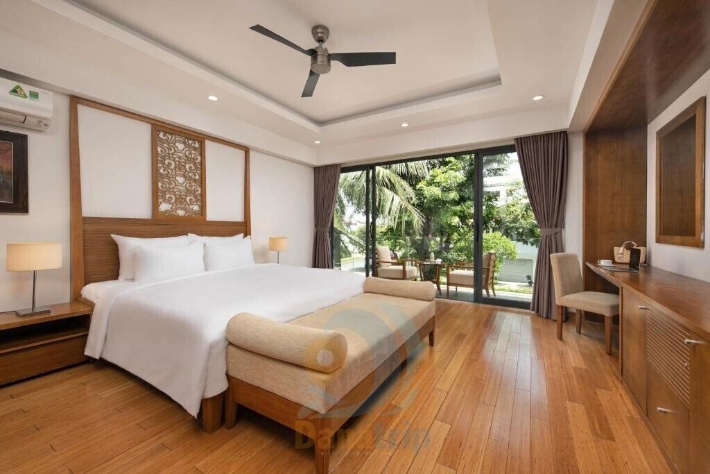 The Ocean Beach Resort 5* қонақ үйі