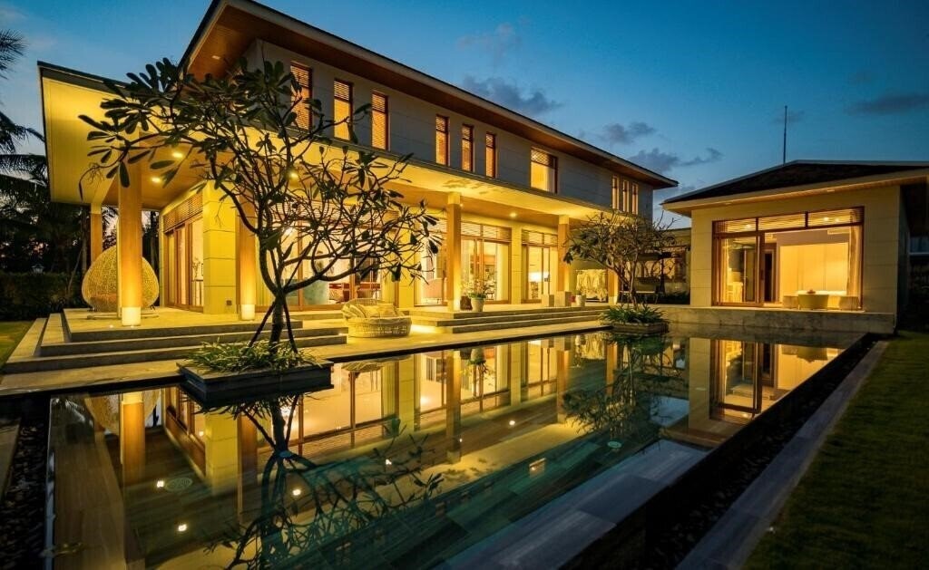 Отель The Ocean Beach Resort 5*