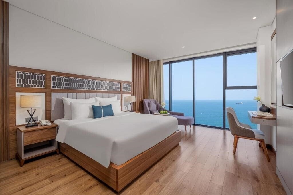 Изображение Peninsula Hotel Danang 5*