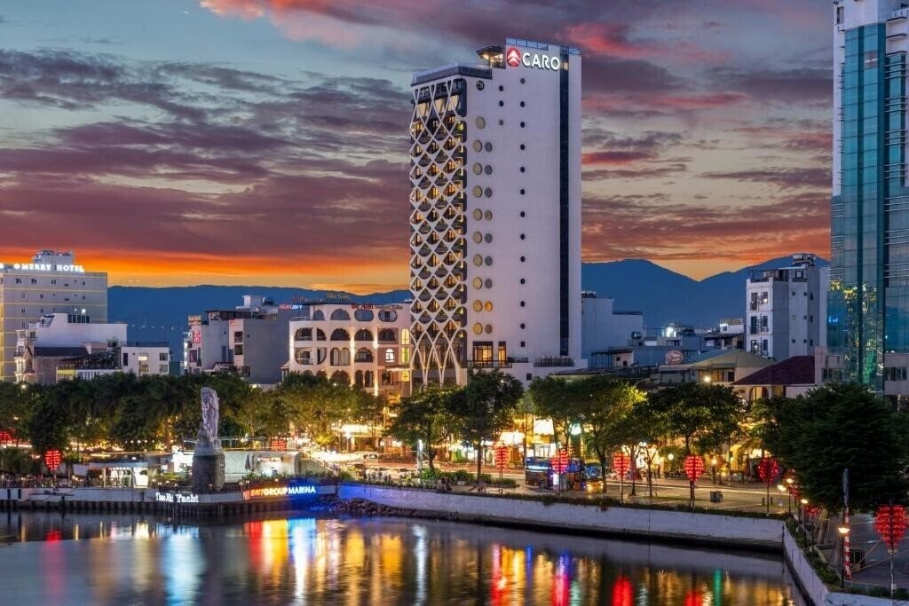 Caro Premium Danang Hotel 4* қонақ үйі