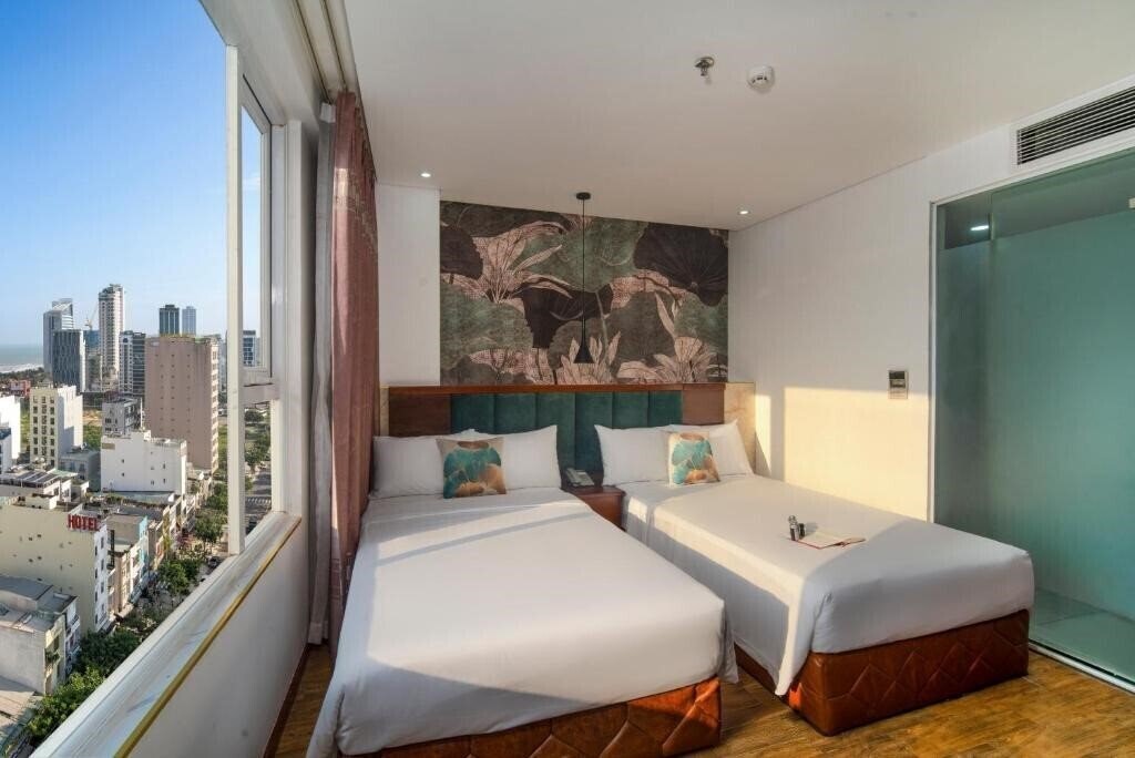 Фото Crystal Hotel 3*