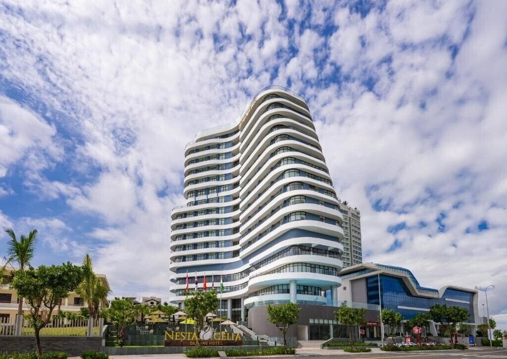 Отель Nesta Celia Danang Hotel 5*