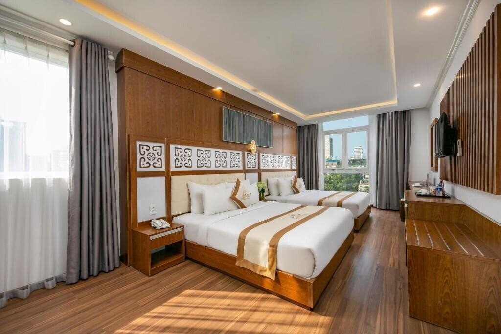 Изображение Prague Da Nang Beach Hotel 4*