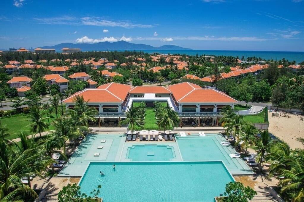 The Ocean Villas 5* қонақ үйі