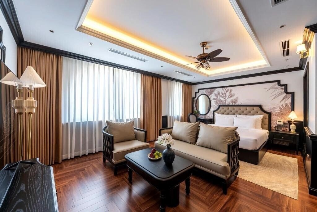 Фотография Grand Luxury Hotel 4*
