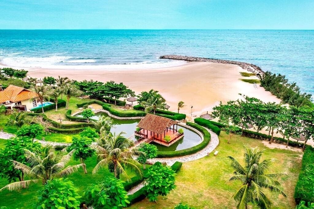 Отель Romana Resort 4*