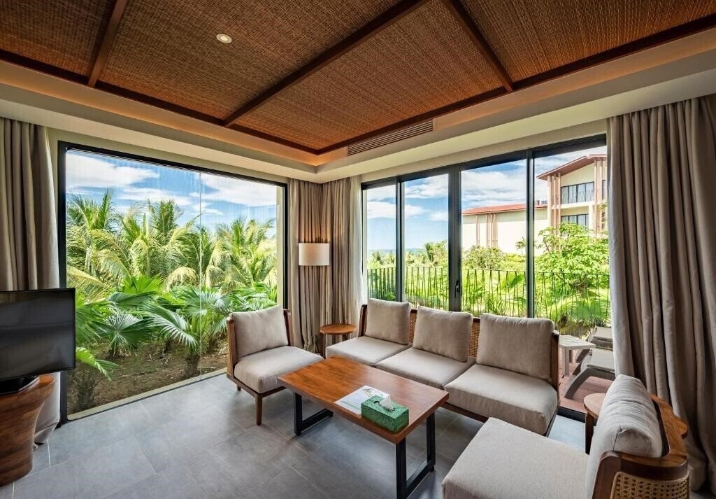 Dusit Princess Moonrise Beach Resort 5* суреті