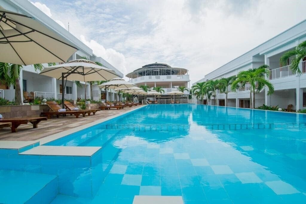 Отель Palma Phu Quoc Resort 3*