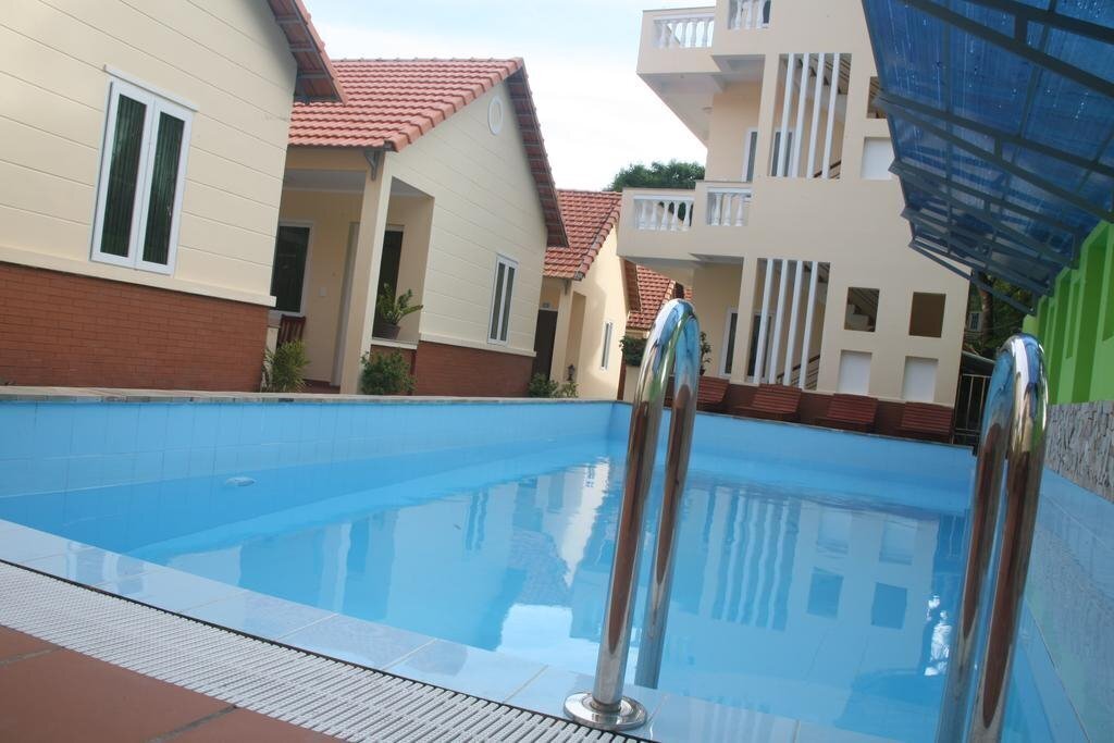 Отель Truong Linh Phu Quoc Resort (ex. Truong Linh Phu Quoc Resort) 2*