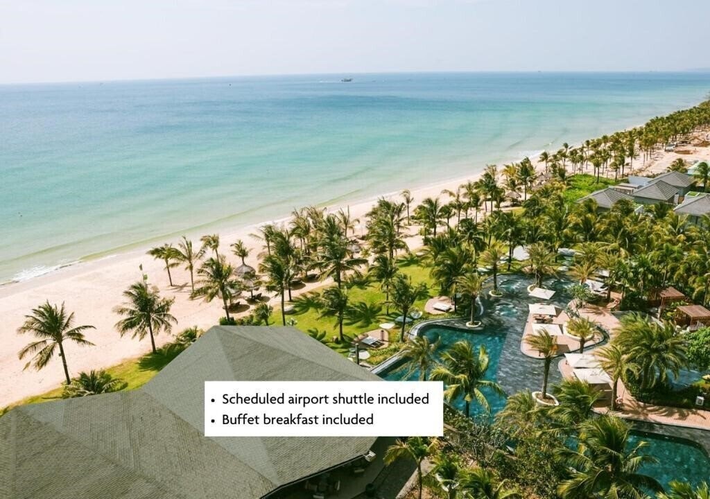 Отель Crowne Plaza Phu Quoc Starbay 5*