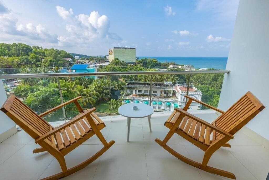 Home Park Hotel Phu Quoc 3* суреті