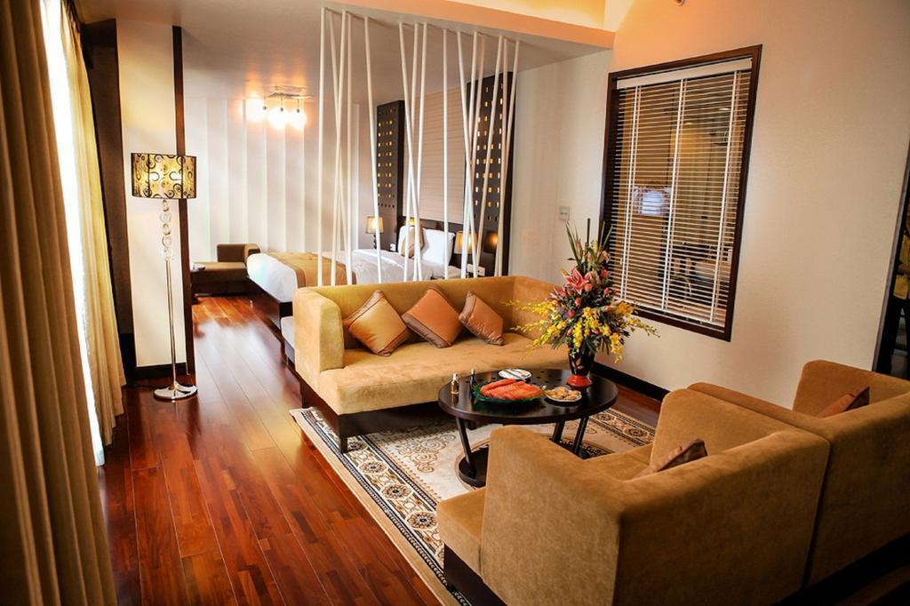 Halong Palace Hotel 4* қонақ үйі