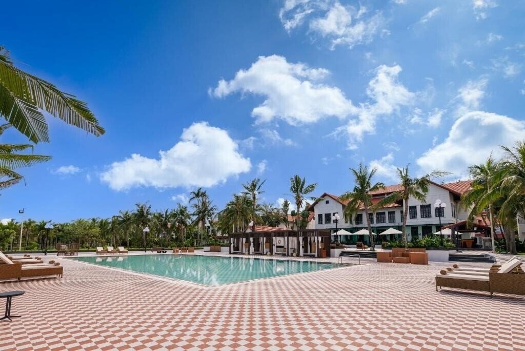 Tuan Chau Resort 4* фотосуреті