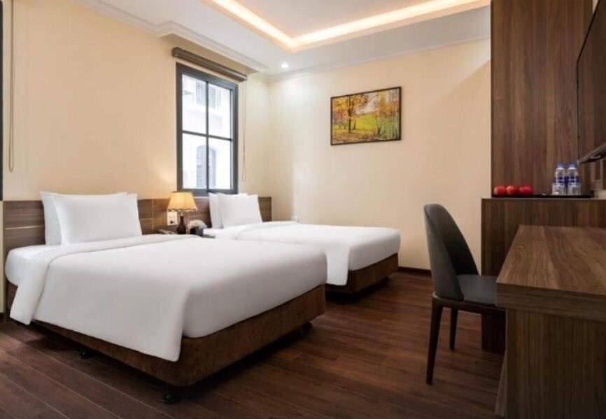 Ha Long Essence Classic Hotel (ex. Essence Classic Hotel) 3* фотосуреті