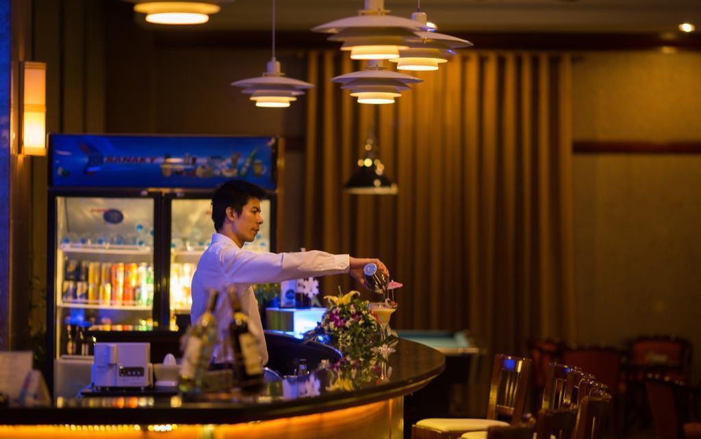 Изображение Halong Plaza 4*