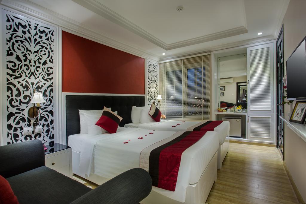 Oriental Central Hotel 3* суреті