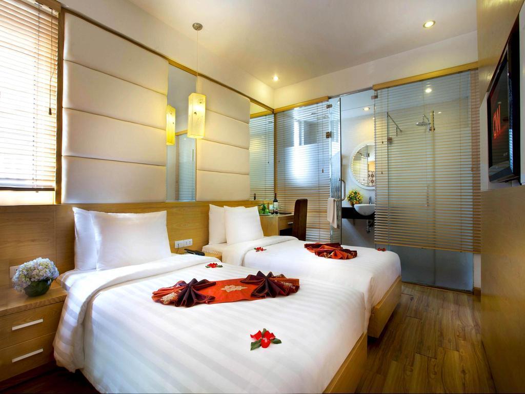 Tu Linh Palace Hotel 2 3* фотосуреті