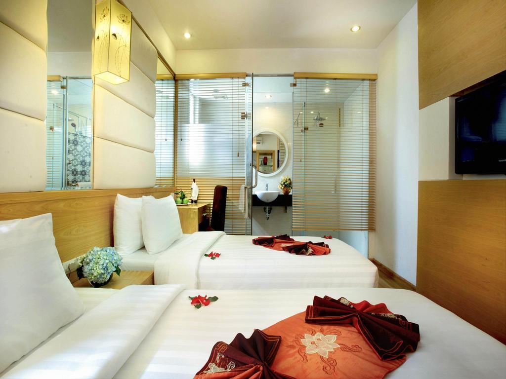 Tu Linh Palace Hotel 2 3* суреті