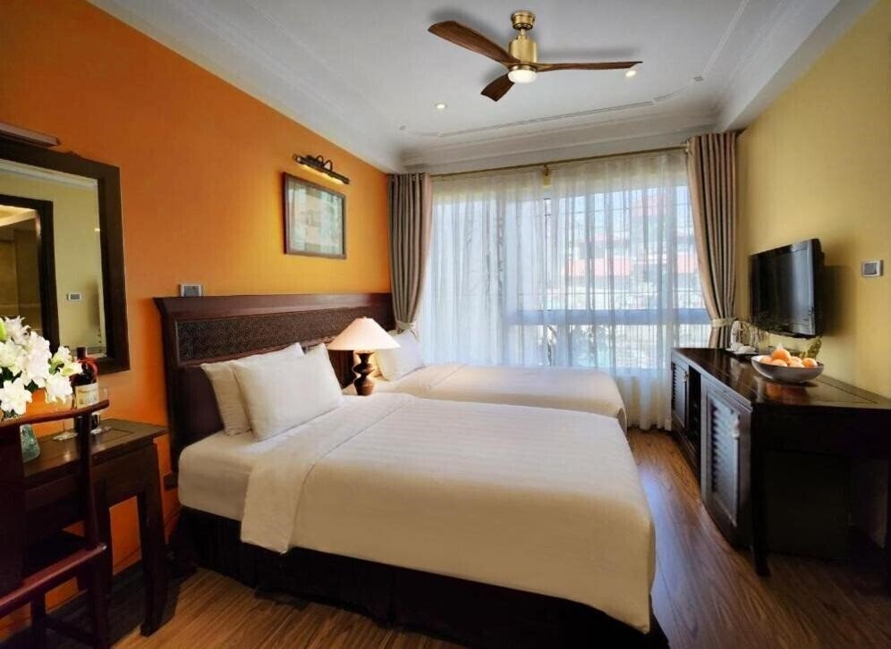 Фото Classic Street Hotel 3*