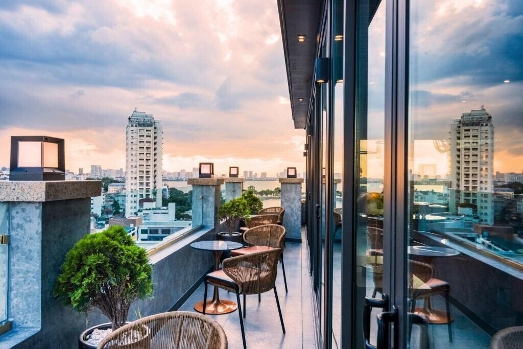 Flower Garden 4* суреті