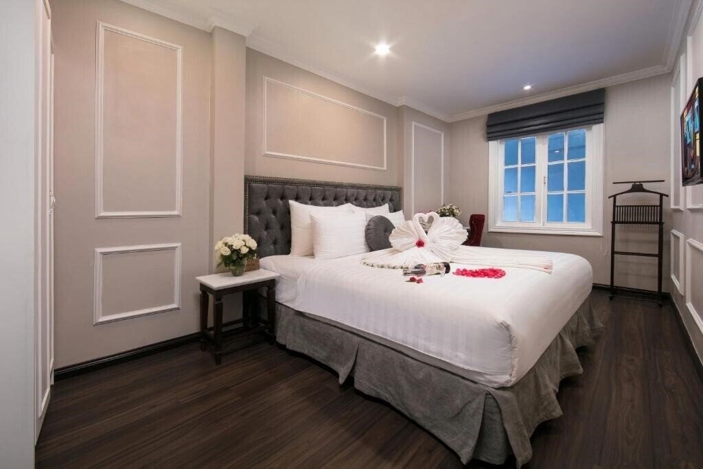 Flora Centre Hotel & SPA (ex. Hong Ngoc 2, L 'Heritage Centre Hotel) 4* суреті