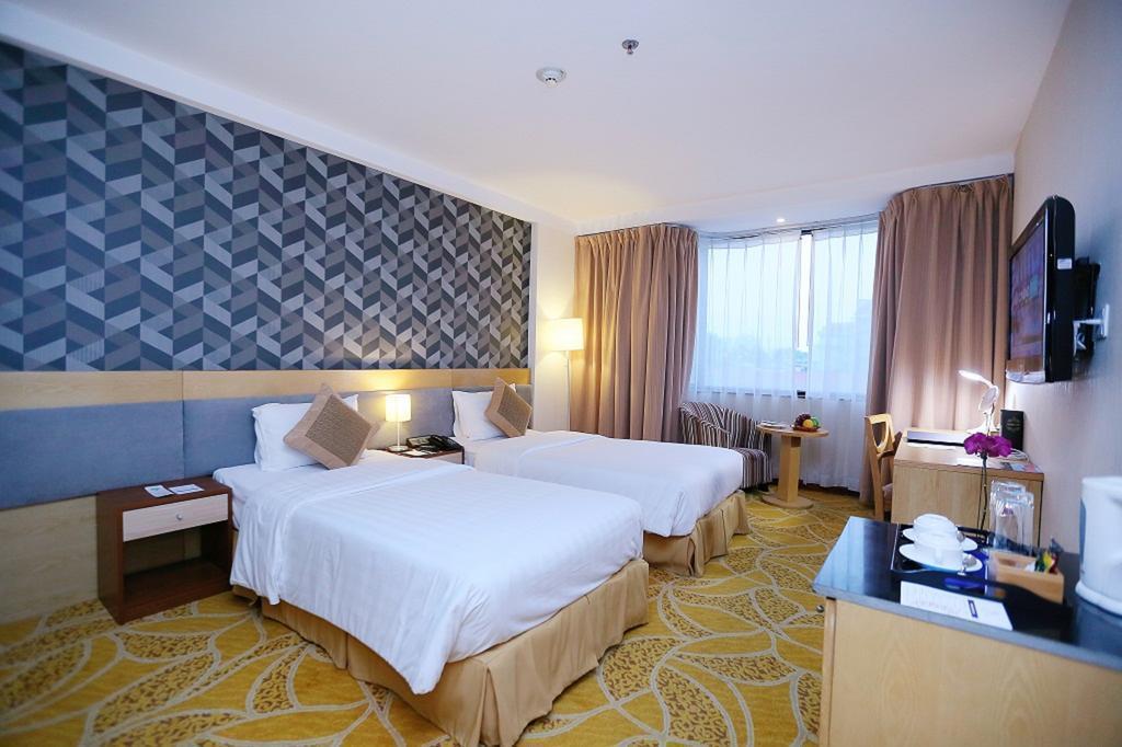 Фото La Casa Ha Noi Hotel (ex. Prestige) 4*