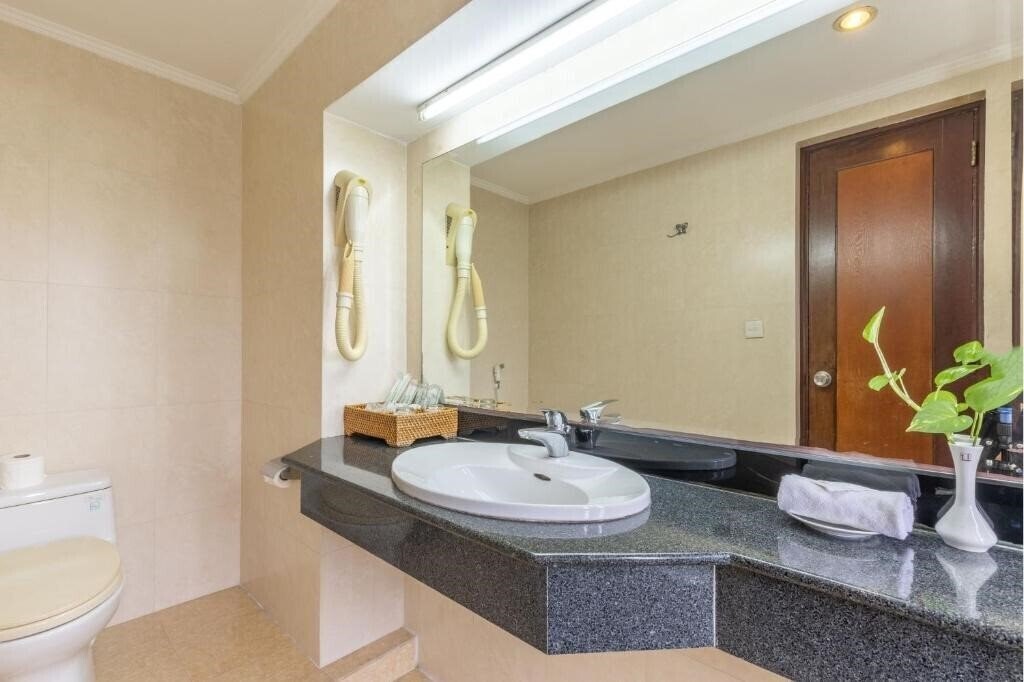 Фотография Thang Loi Hotel 4*