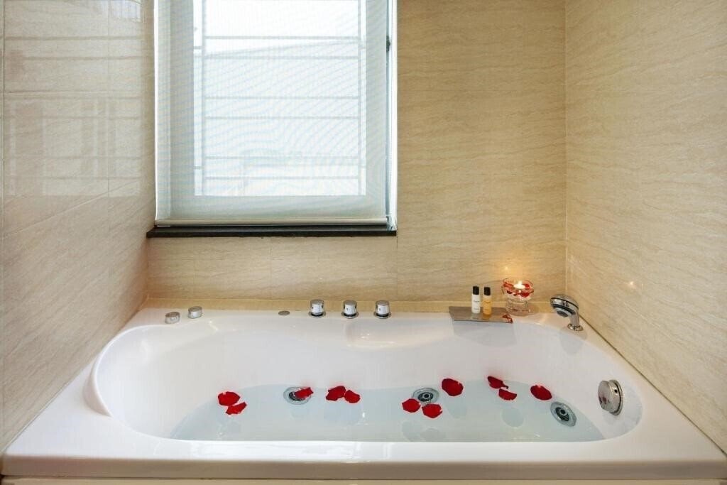 Фото Luxeden Hotel 3*