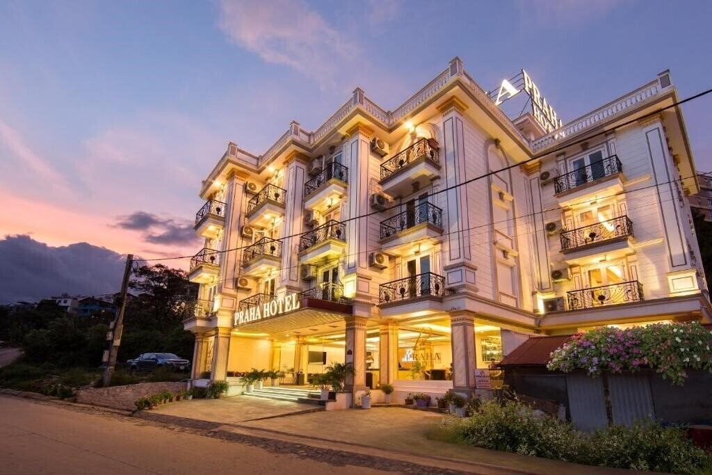 Фото Praha Hotel Sapa 3*