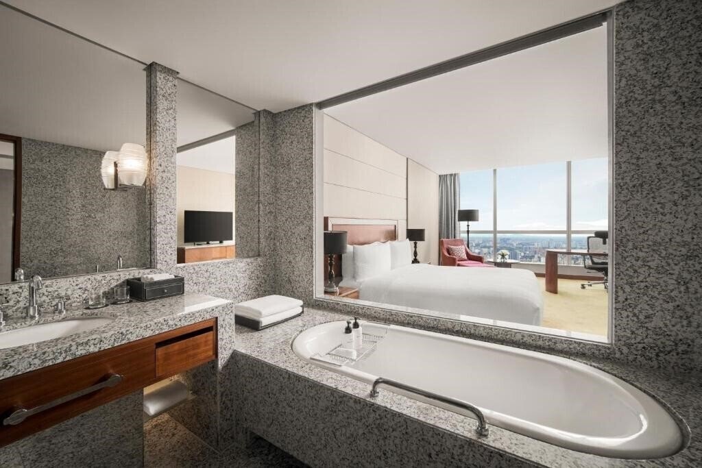 Картинка InterContinental Hanoi Landmark72 by IHG 5*