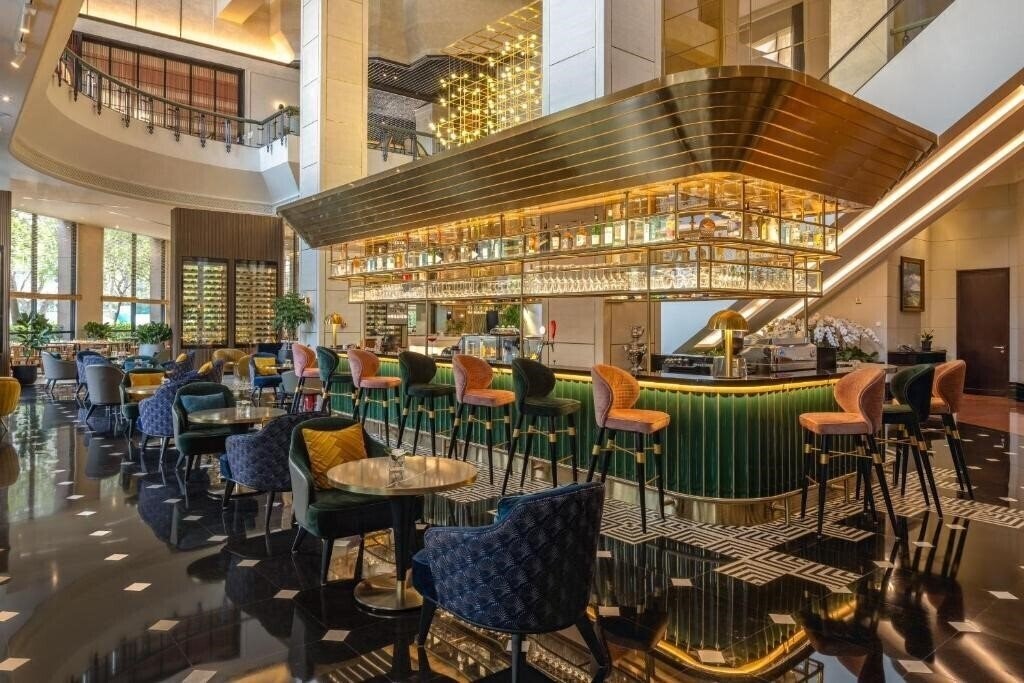 Отель Melia Hanoi 5*