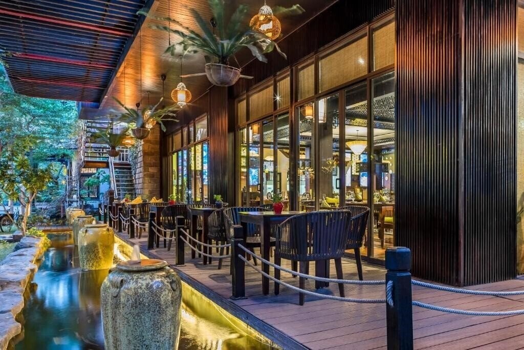 Koi Resort & Spa 5* суреті