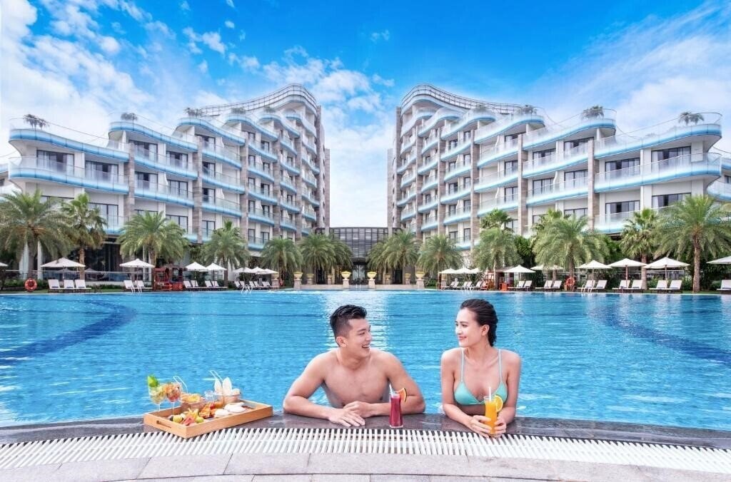 Vinpearl Resort & Golf Nam Hoi An 5* суреті