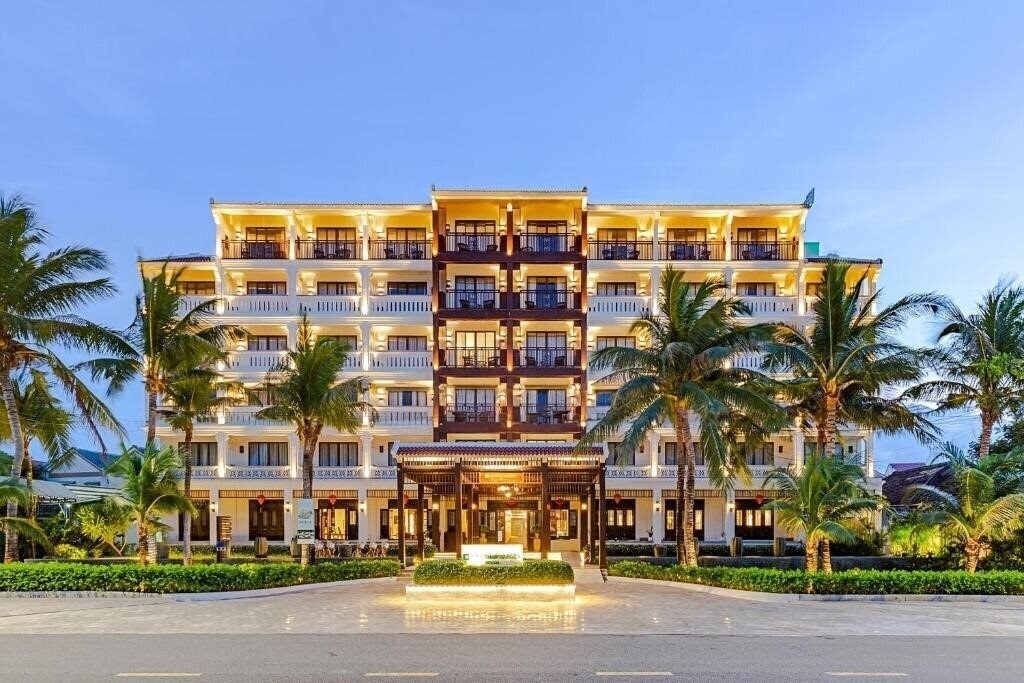 Фото Wyndham Garden Hoi An Cua Dai 4*