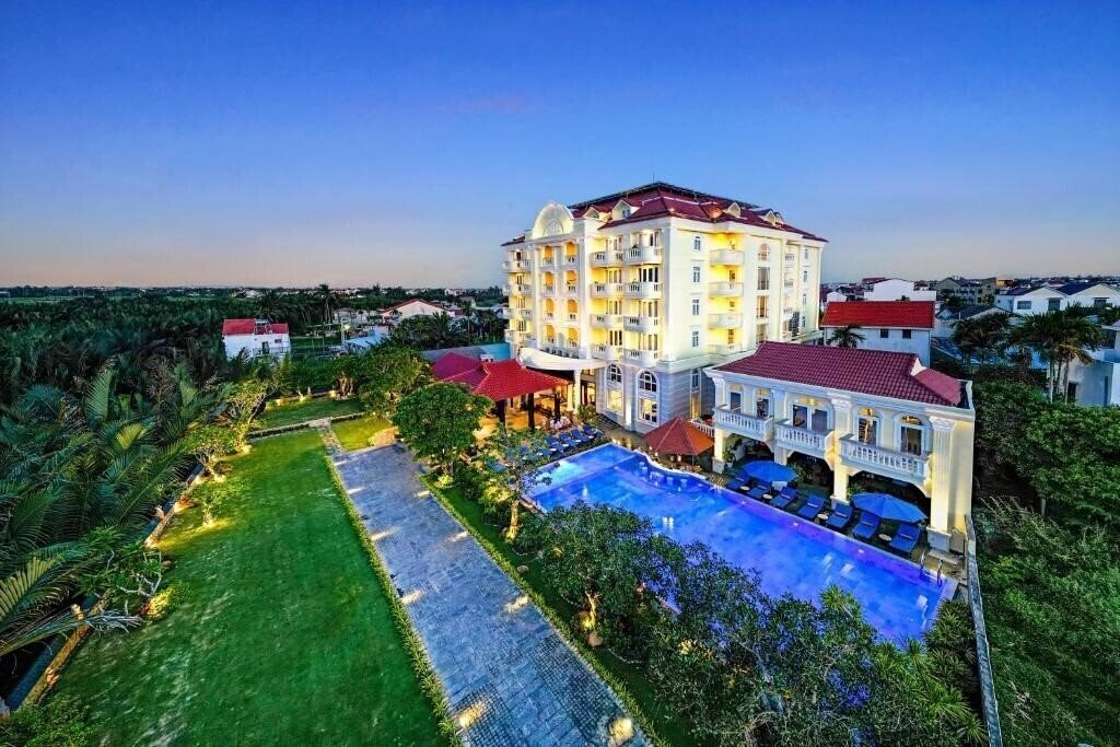 Le Pavillon Hoi An Luxury Resort & Spa 3* қонақ үйі