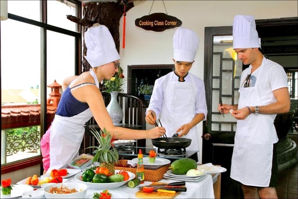 Hoi An Lantern Hotel 3* суреті