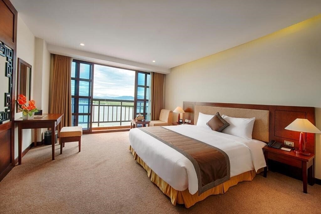 Фото Muong Thanh Holiday Hoi An Hotel 4*