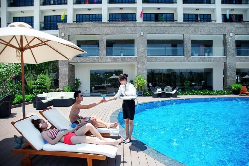 Фотография Muong Thanh Holiday Hoi An Hotel 4*