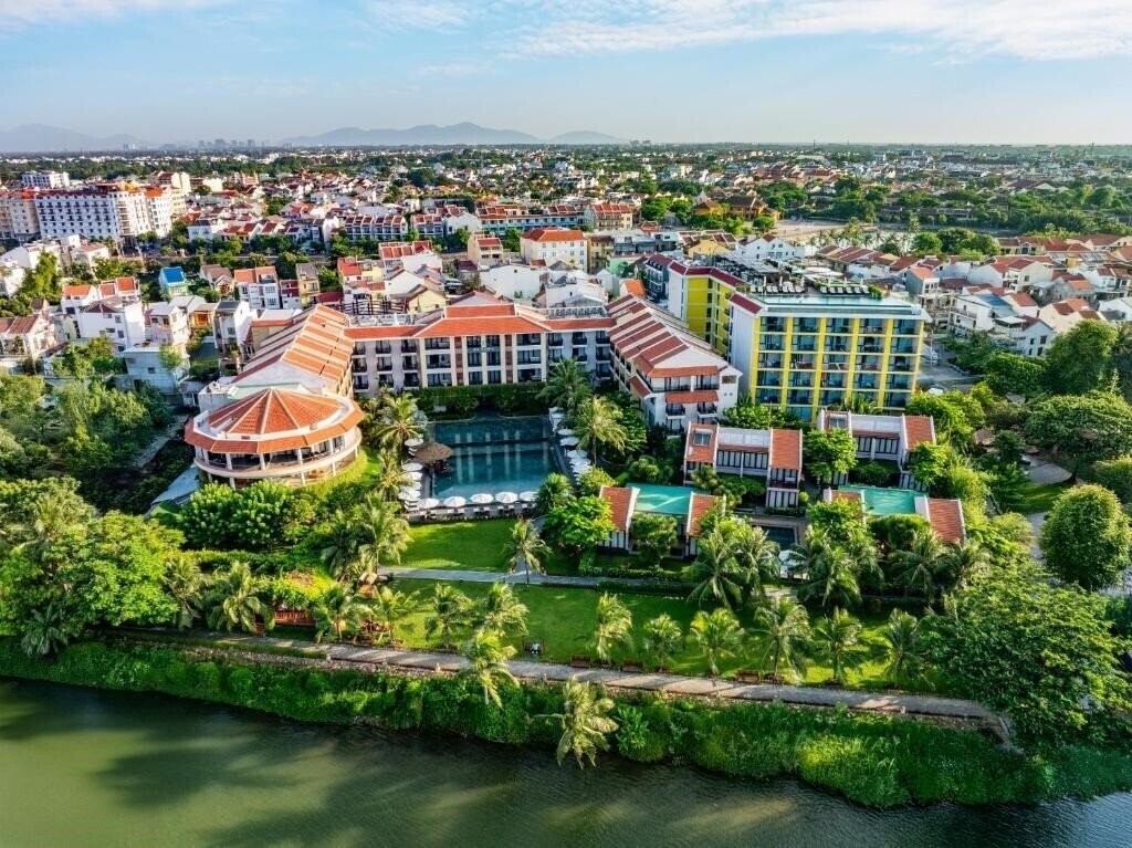 Отель Bel Marina Hoi An Resort 4*