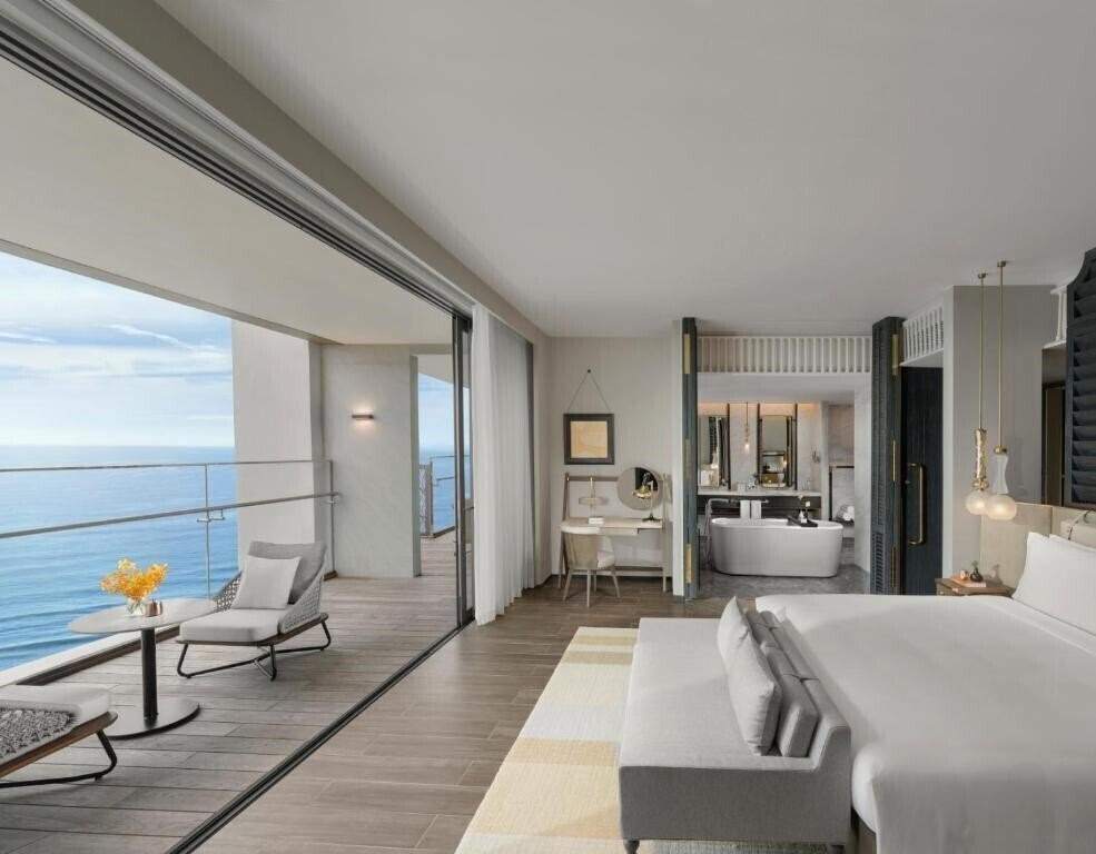 Фотография Hoiana Hotels & Suites 5*