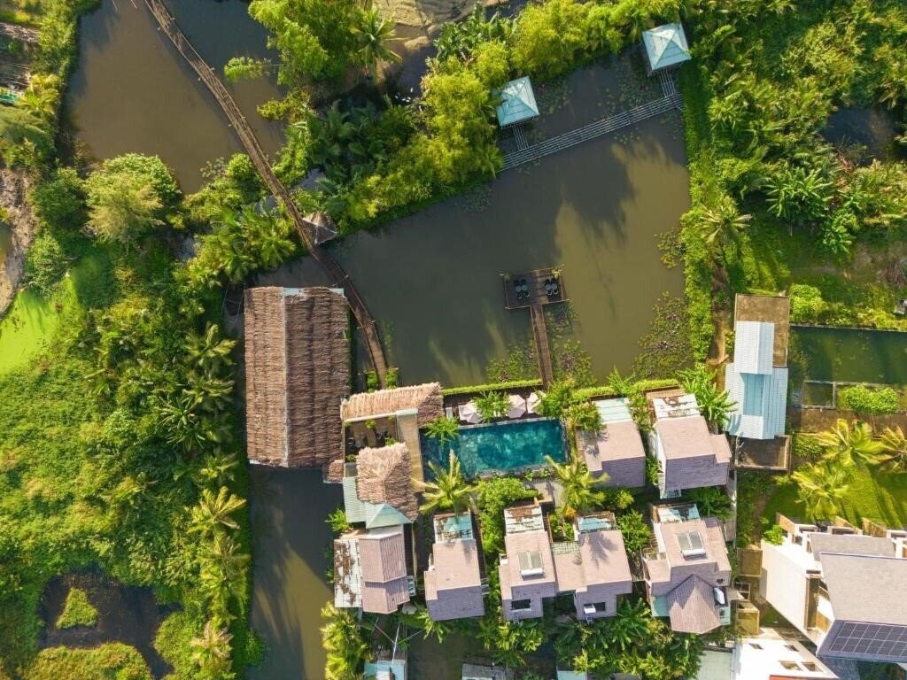 Фото Hoi An Eco Lodge & SPA 4*
