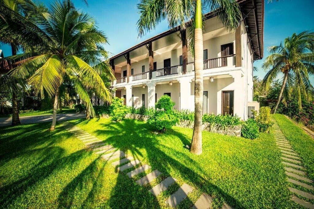 Изображение Hoi An Beach Resort 4*