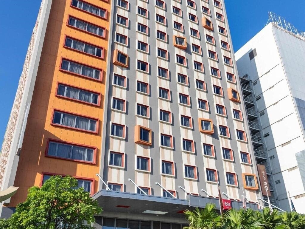 Отель Hotel Ibis Saigon South 3*
