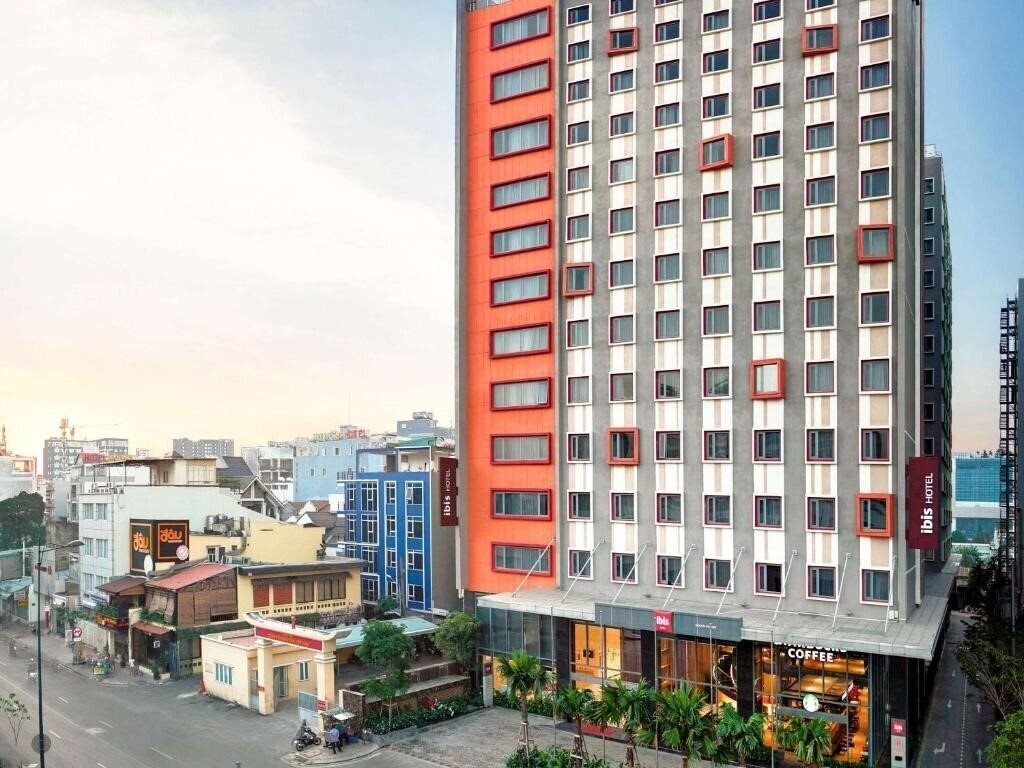 Hotel Ibis Saigon South 3* суреті