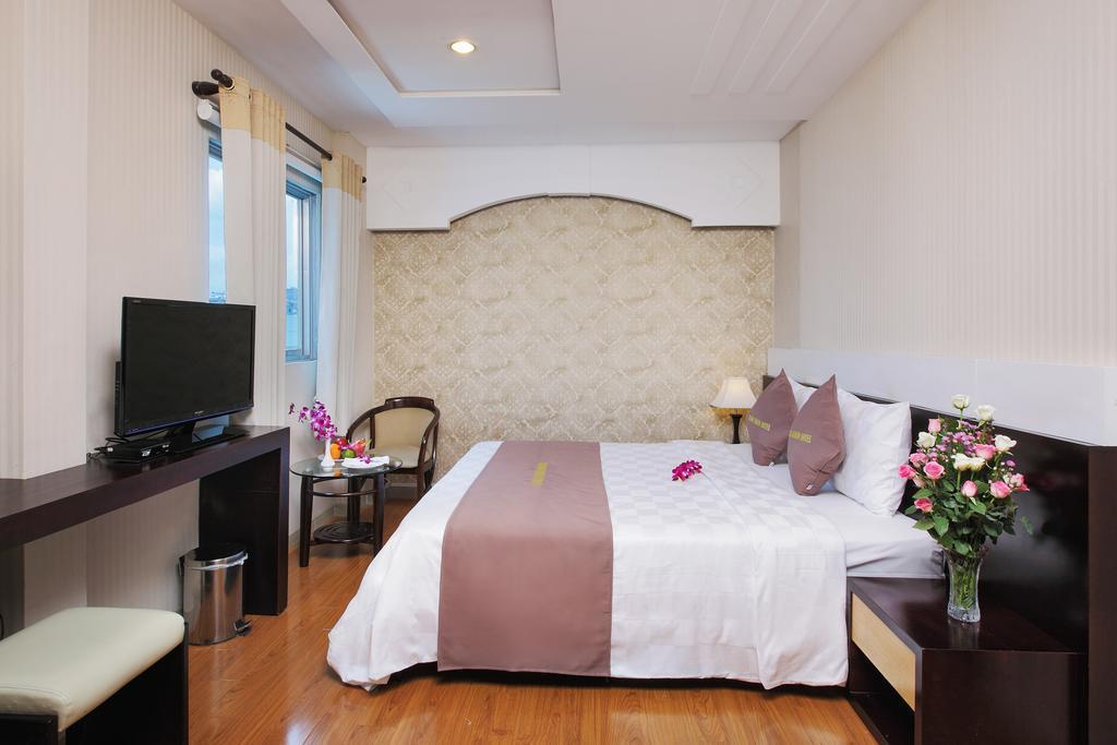Bloom Saigon Hotel 3* фотосуреті